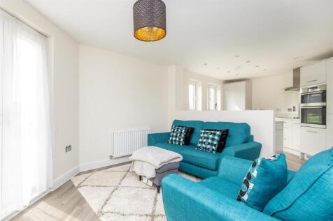 Open-Plan Living/Dining Area