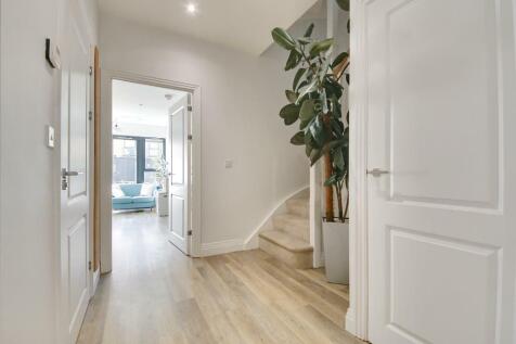 Entrance Hallway (Portal Size).jpg