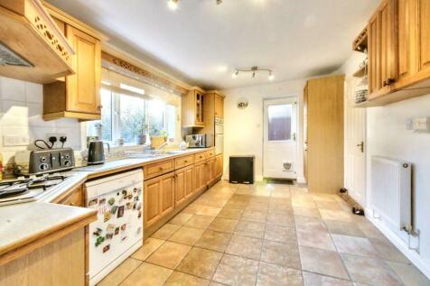 Kitchen (Portal Size).jpg