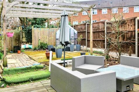 Rear Garden (1).JPG