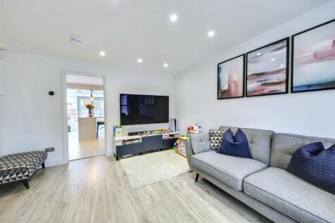 Lounge (1).jpg