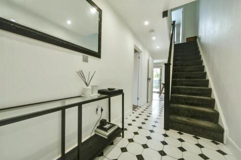 Entrance Hall.jpg