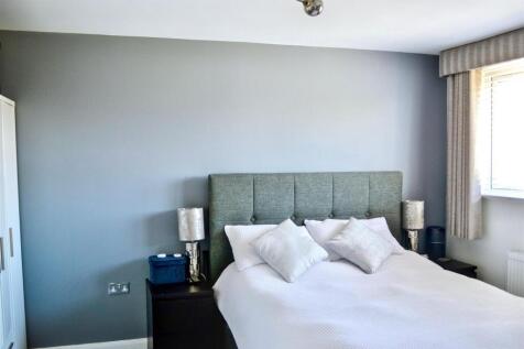 Bedroom One.jpg