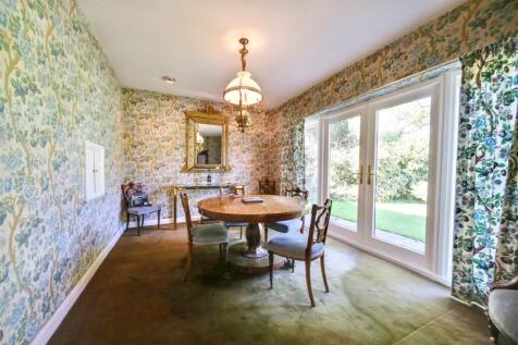 Dining Room.jpg