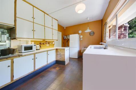 Kitchen (1)dp.jpg