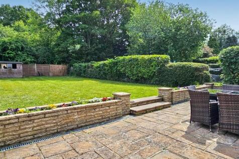 Rear Garden (1).jpg