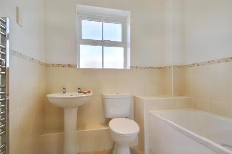 Bathroom.jpg