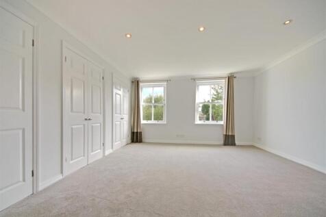 Master Bedroom.jpg