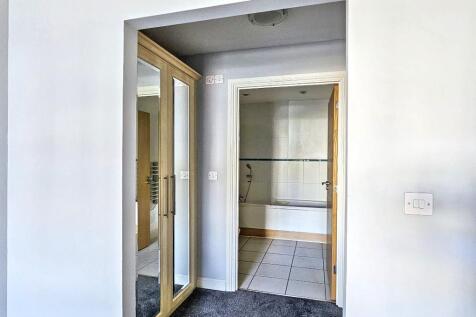 Dressing Area (Portal Size).jpg