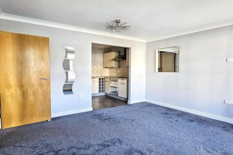 Living Room &amp; Kitchen (Portal Size).jpg