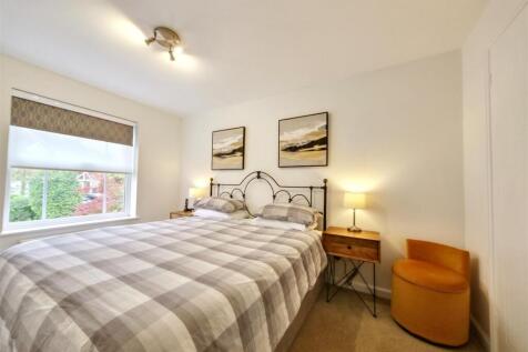 Bedroom One.jpg