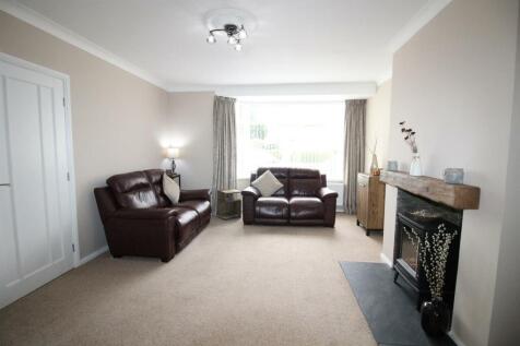 Lounge 3.JPG