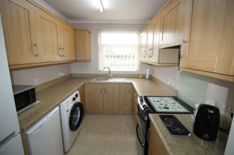 Kitchen 1.JPG
