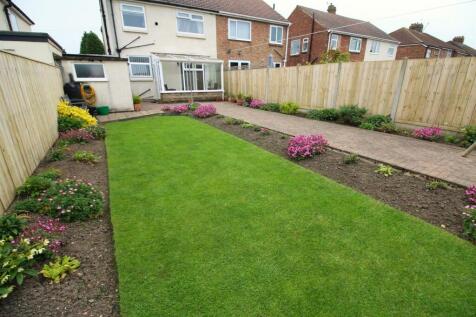 Rear Garden 4.JPG