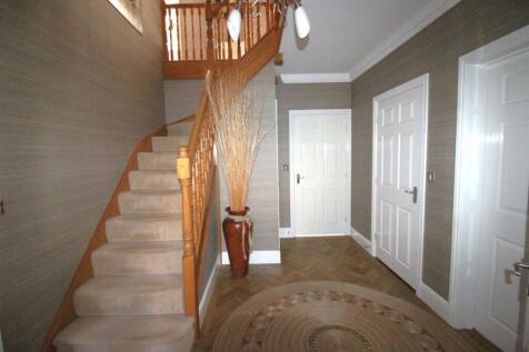 Hallway.JPG