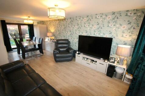 Lounge / Dining Room