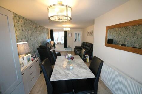 Lounge / Dining Room