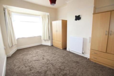 bedroom one.JPG