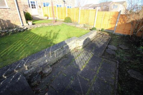 10 Kempston Way-Rear3.JPG