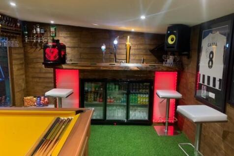 Bar1.jpg