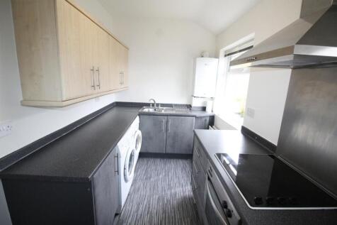 37 Belmont Ave-Kit.JPG