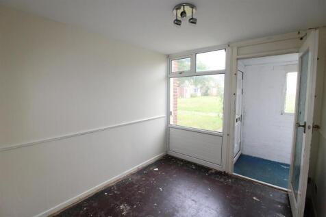 Dining area.JPG