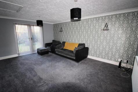 family room.JPG