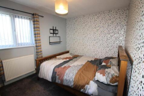 Bedroom one.JPG