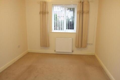 3 Wimbledon House-Bed1.JPG