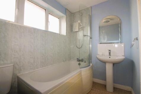 Bathroom.JPG
