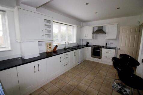 kitchen 2.JPG