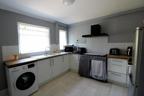 Kitchen.JPG