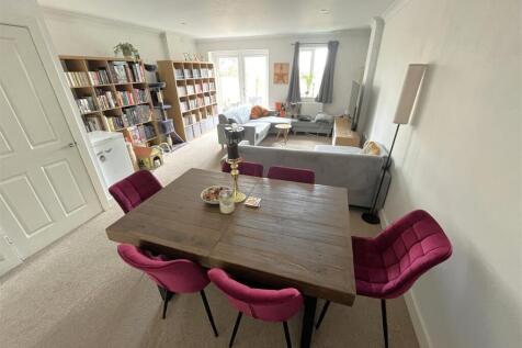 Living / Dining Room