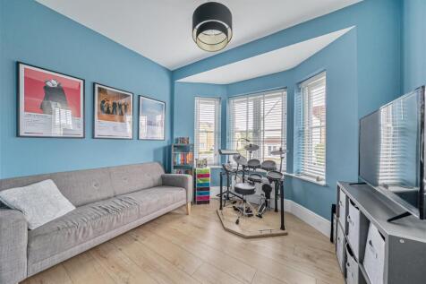 Dining / Study / Family Room