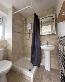 En Suite Shower