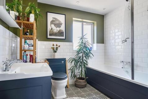Modern Bathroom