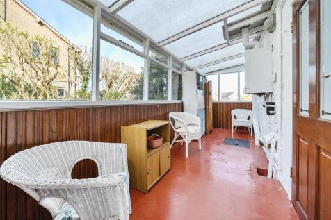 Conservatory/Side Porch