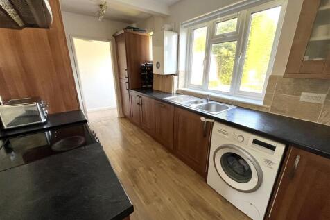 Fitted Kitchen