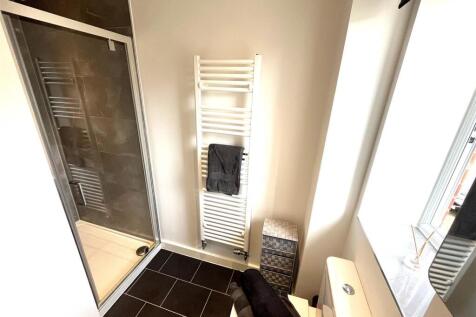 En Suite Shower
