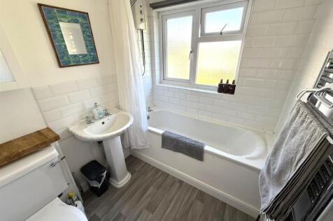 Family Bathrom