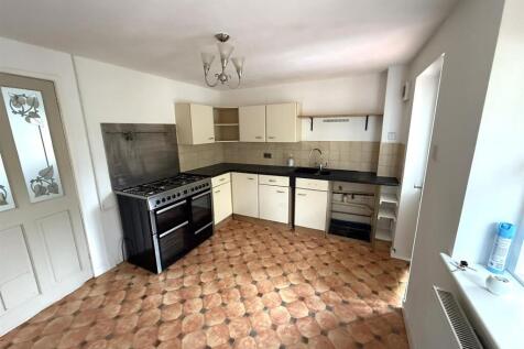 Kitchen / Breakfast Room