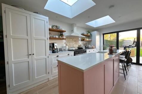 Kitchen/Dining/Living Area