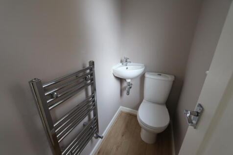 Cloakroom/wc