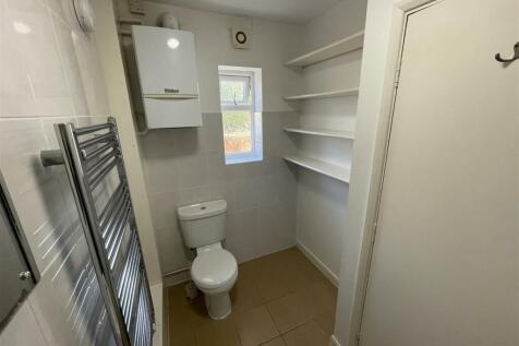 56-BATHROOM-GF-1.jpg