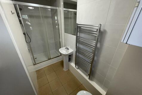 56-BATHROOM-GF-2.jpg