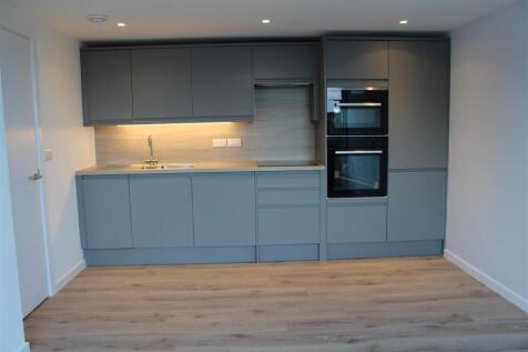 015 kitchen.jpg
