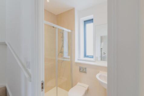 Shower room.jpg