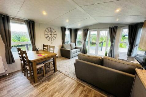 Open Plan Lounge Kitchen Diner