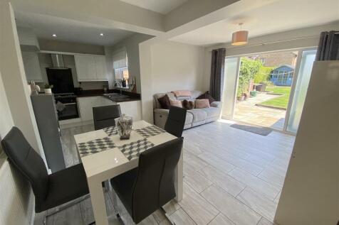 Kitchen Living Area