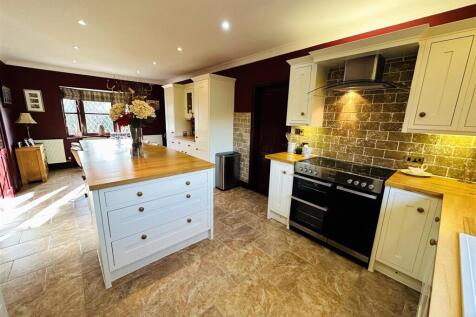 Kitchen diner